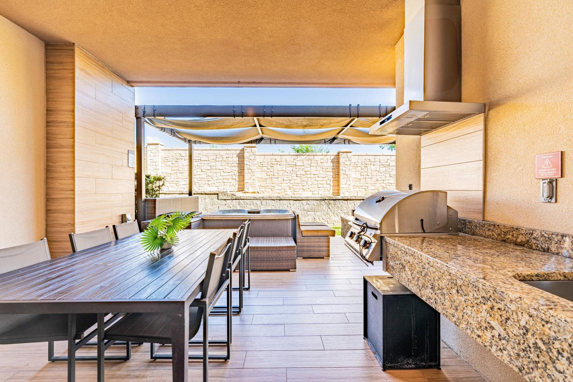 Private Hot Tub Bbq Grill At Magic Village Views Orlando Exterior foto